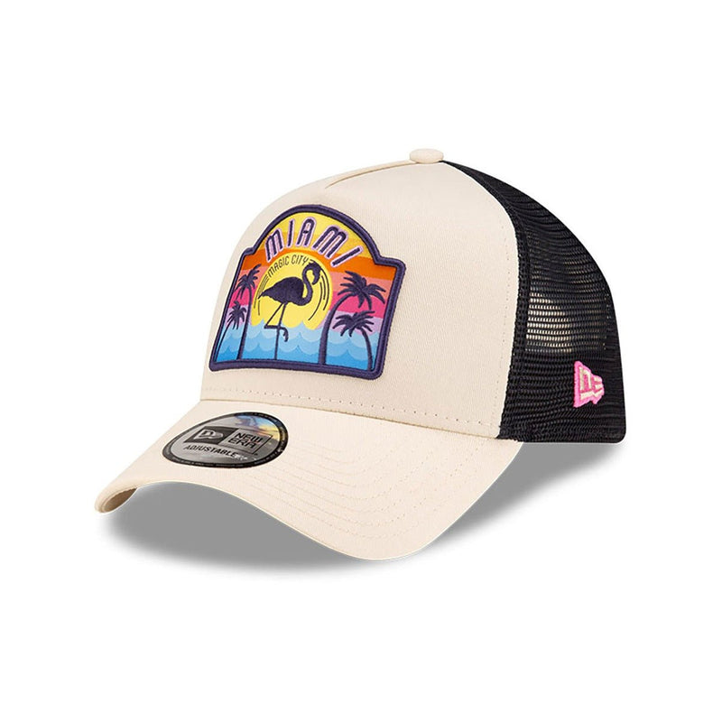 Trucker Magic City New Era Light Camel - Hut - online.at